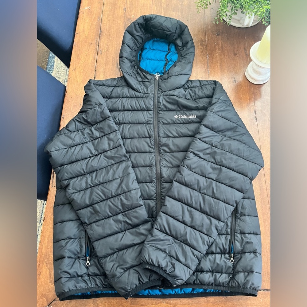 Men’s light weight Columbia puffer jacket